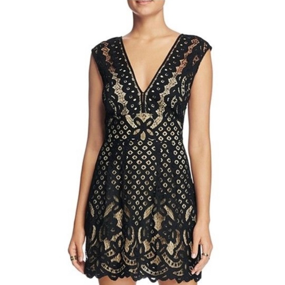 FREE PEOPLE One Million Lovers Lace Mini Dress Black / Nude LBD 2 - Picture 8 of 12
